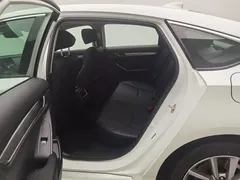 2022 Honda Accord 260TURBO Luxury, белый — фото 15