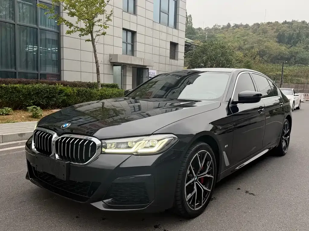 2023 BMW 5 Series 530Li Premium M Sport Package