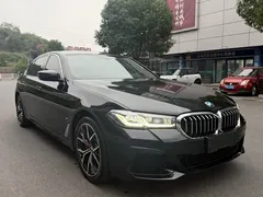 2023 BMW 5 Series 530Li Premium M Sport Package, чёрный — фото 2