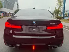2023 BMW 5 Series 530Li Premium M Sport Package, чёрный — фото 17