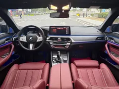 2023 BMW 5 Series 530Li Premium M Sport Package, чёрный — фото 20