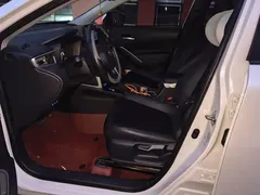 2022 Toyota Corolla Cross 2.0L Luxury, белый — фото 9