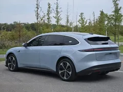 2024 Nio ET5T 75kWh Touring, синий — фото 6