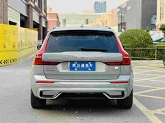 2024 Volvo XC60 T8 PHEV Long Range 4WD Sport — фото 5