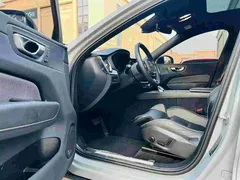 2024 Volvo XC60 T8 PHEV Long Range 4WD Sport — фото 7
