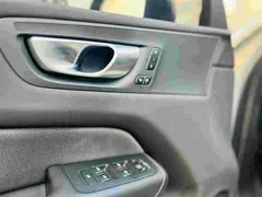 2024 Volvo XC60 T8 PHEV Long Range 4WD Sport — фото 16