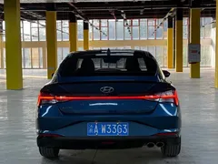 2021 Hyundai Elantra 240TGDi DCT LUX Premium, синий — фото 5
