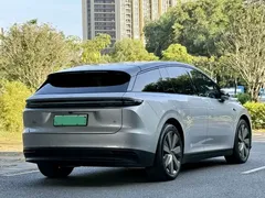 2025 Li Auto i6 4WD Standard — фото 16