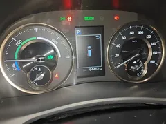 2023 Toyota Alphard 2.5L Hybrid Premium Gold, белый — фото 13