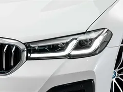 2022 BMW 5 Series 535Le PHEV Pioneer M Sport Package, белый — фото 4