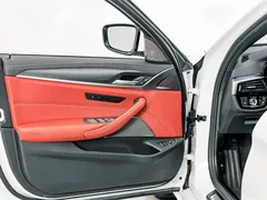 2022 BMW 5 Series 535Le PHEV Pioneer M Sport Package, белый — фото 15