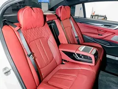 2022 BMW 5 Series 535Le PHEV Pioneer M Sport Package, белый — фото 22
