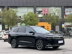 2024 Aito M7 1.5T RWD Smart Driving Pro 6-seat, чёрный — фото 3