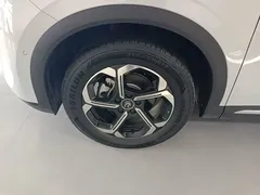 2025 BYD Yuan PLUS Smart Driving 510km Leading, белый — фото 23
