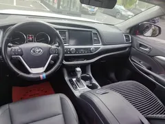 2021 Toyota Highlander 2.0T 4WD Luxury 7, белый — фото 12