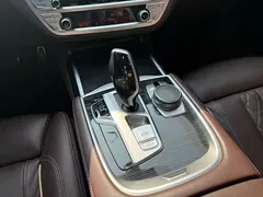 2021 BMW 7 Series 730Li M Sport Package, чёрный — фото 7