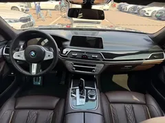 2021 BMW 7 Series 730Li M Sport Package, чёрный — фото 15