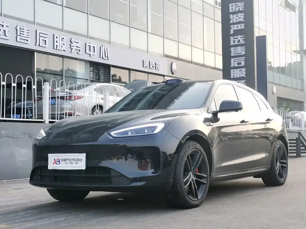 2025 Aito M5 EREV Ultra 2WD