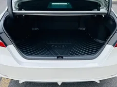 2023 Toyota Camry Hybrid 2.5HS Fashion, белый — фото 15