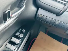 2023 Toyota Camry Hybrid 2.5HS Fashion, белый — фото 18