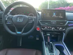 2022 Honda Accord 260TURBO Premium, чёрный — фото 14