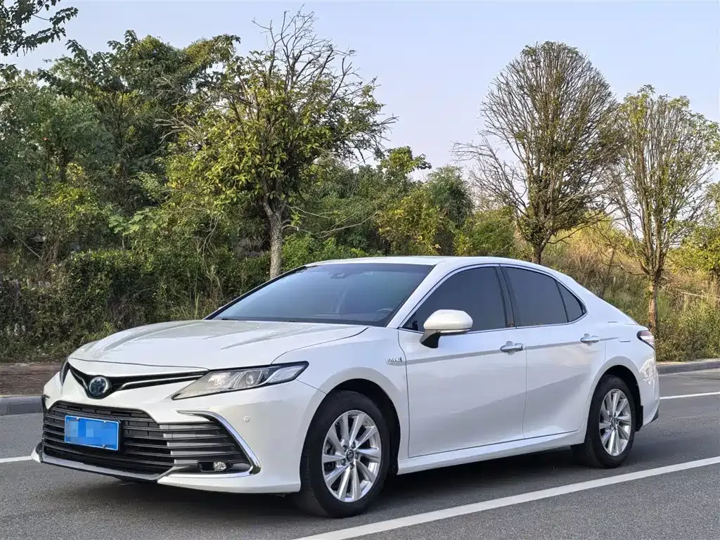 2021 Toyota Camry Hybrid 2.5HGVP Leading