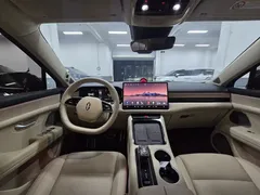 2024 Aito M5 EREV Max RWD Advanced Smart Driving, чёрный — фото 5