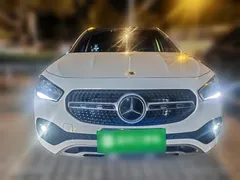 2022 Mercedes-Benz GLA 180, белый — фото 2