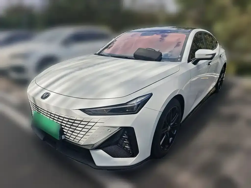 2023 Changan UNI-V 1.5T Premium