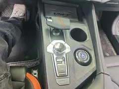 2023 Changan UNI-V 1.5T Premium, белый — фото 15