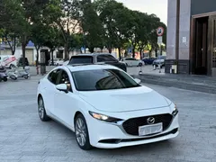 2021 Mazda 3 2.0L AT, белый — фото 3