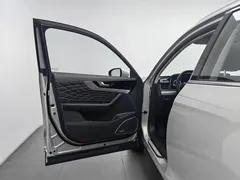 2022 Hongqi HS5 2.0T — фото 8