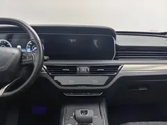 2022 Hongqi HS5 2.0T — фото 12