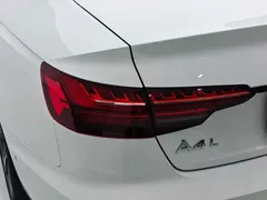 2022 Audi A4L 40 TFSI Luxury Sport, белый — фото 9