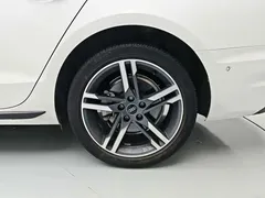 2022 Audi A4L 40 TFSI Luxury Sport, белый — фото 12
