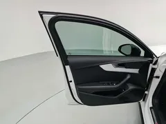 2022 Audi A4L 40 TFSI Luxury Sport, белый — фото 19