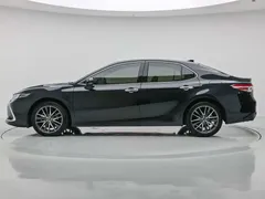 2021 Toyota Camry 2.5G Luxury, чёрный — фото 11