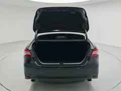 2021 Toyota Camry 2.5G Luxury, чёрный — фото 13