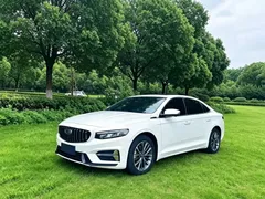 2023 Geely Preface 1.5TD, белый — фото 1