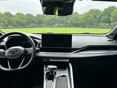 2023 Geely Preface 1.5TD, белый — фото 8