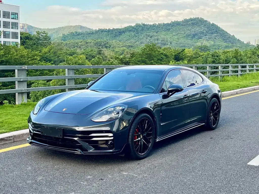 2021 Porsche Panamera 2.9T