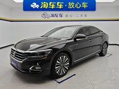2020 Volkswagen Passat 330TSI Luxury China 6, чёрный — фото 1