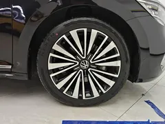 2020 Volkswagen Passat 330TSI Luxury China 6, чёрный — фото 6