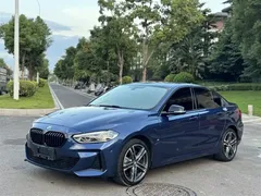 2021 BMW 1 Series 125i M Sport Night Edition, синий — фото 1
