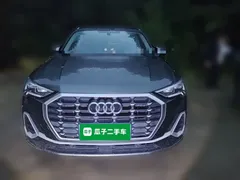 2022 Audi Q3 35 TFSI Fashion Dynamic — фото 2