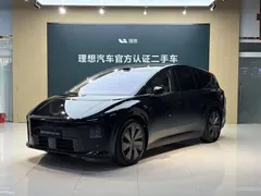 2025 Li Auto i8 Standard, чёрный — фото 1