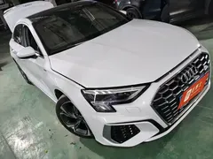 2023 Audi A3L Limousine 35 TFSI Luxury Sport, белый — фото 2