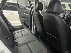 2023 Kia Seltos 1.5L CVT Luxury, белый — фото 12