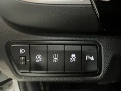 2023 Kia Seltos 1.5L CVT Luxury, белый — фото 21