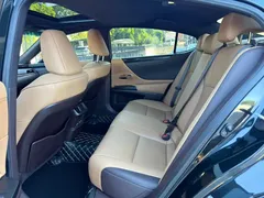 2020 Lexus ES 200 Excellence, чёрный — фото 5